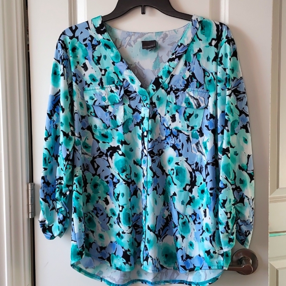 Covington 3/4 sleeve blouse button down green black blue